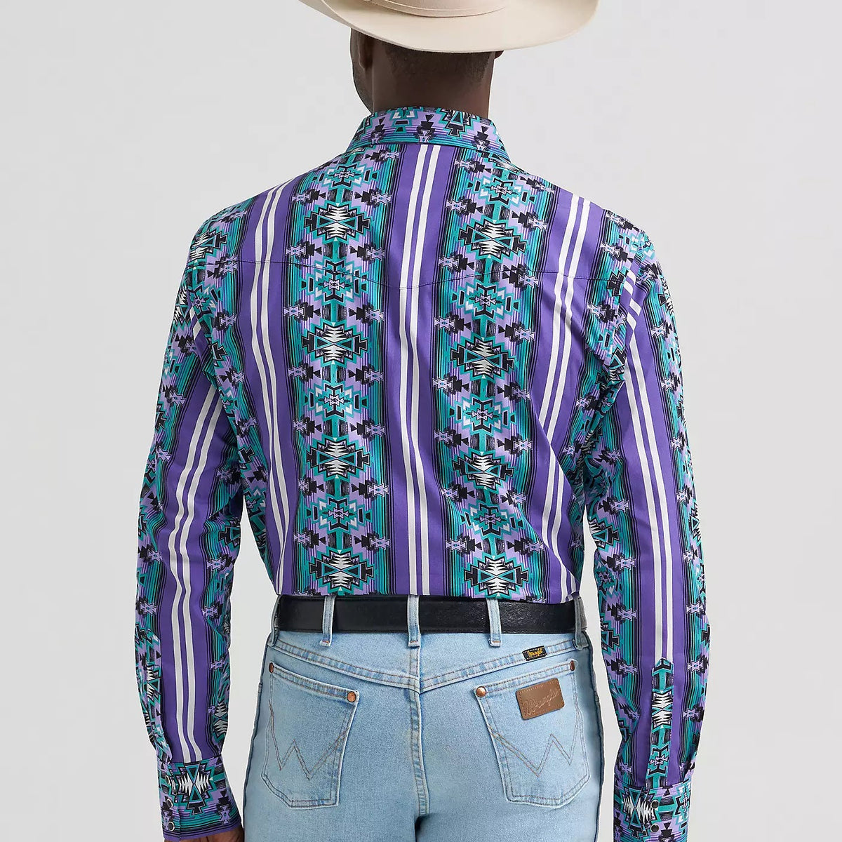 Wrangler Men's Checotah L/S Western Snap Shirt in Violet Serape