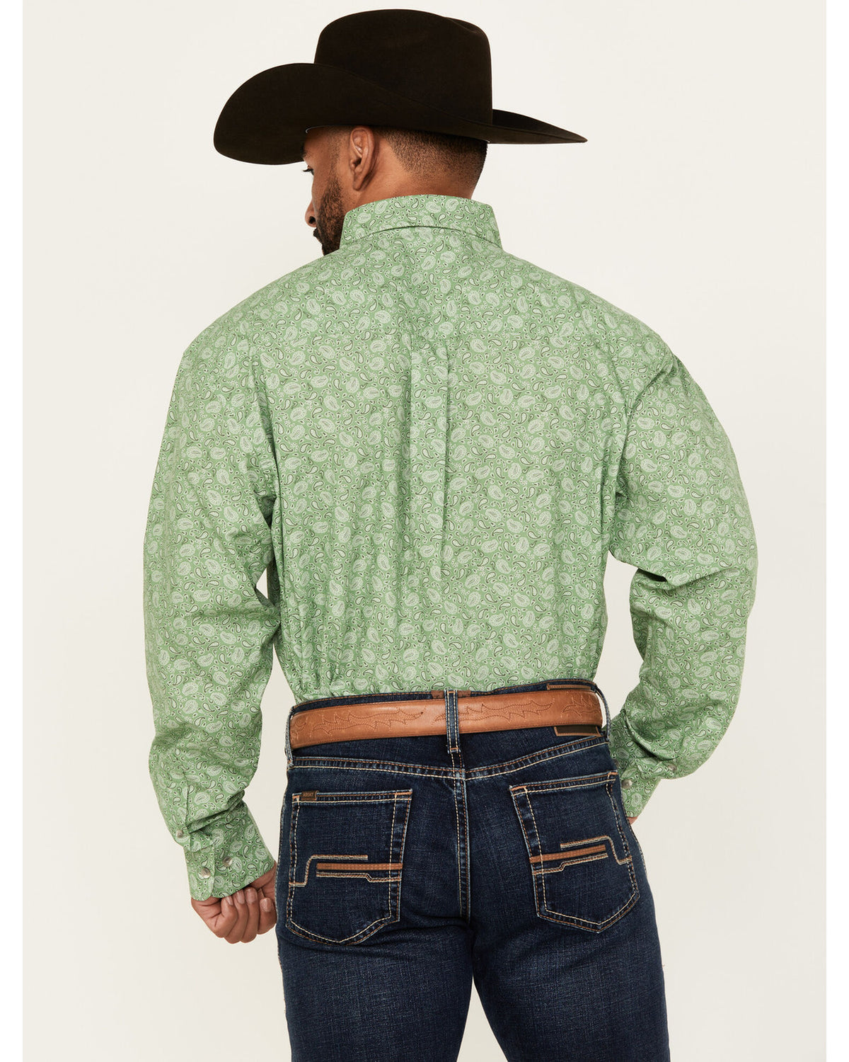 Wrangler Men's L/S Relaxed Paisley Button Down Shirt in Green