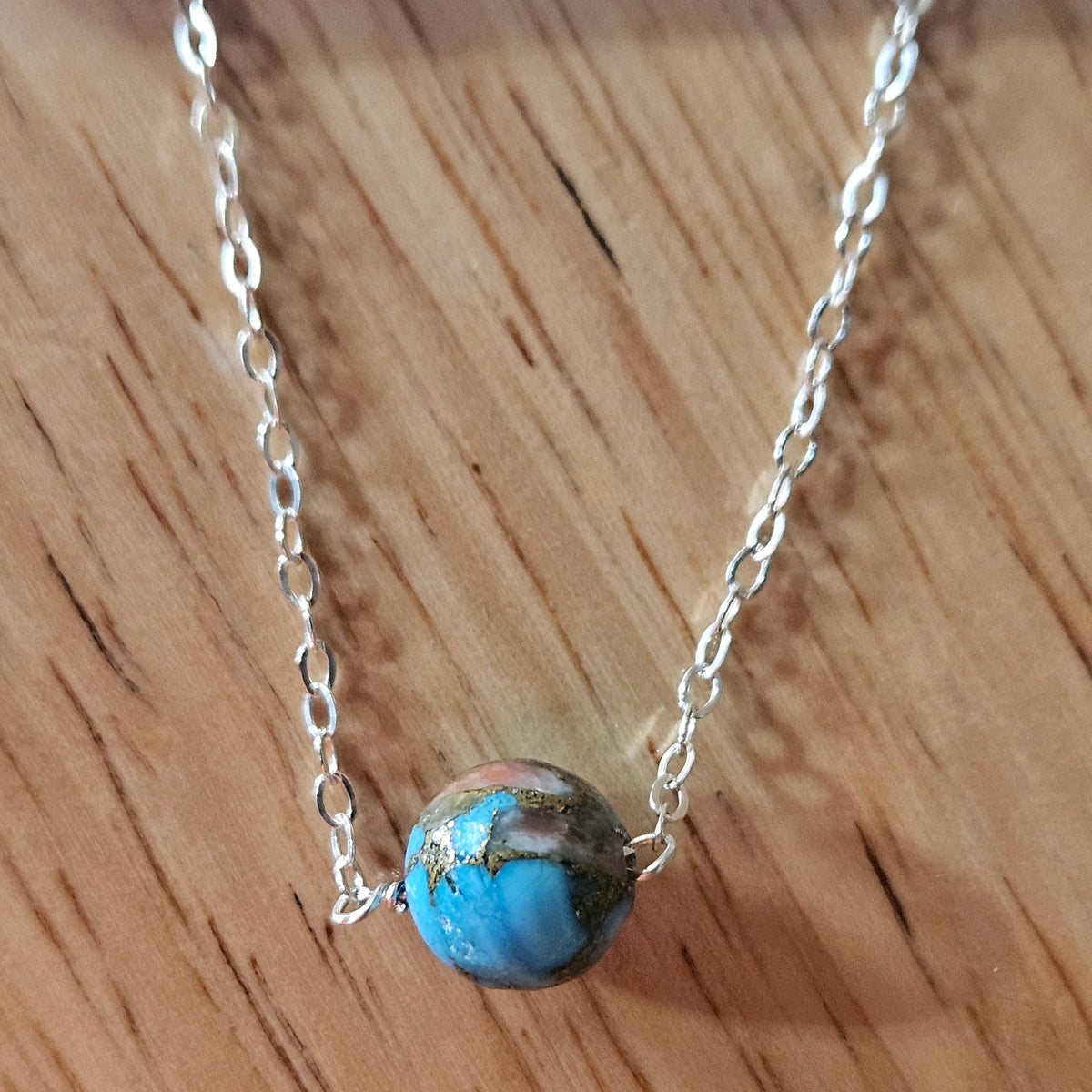 Derive Sterling Silver Spiny Oyster Turquoise Stone Necklace