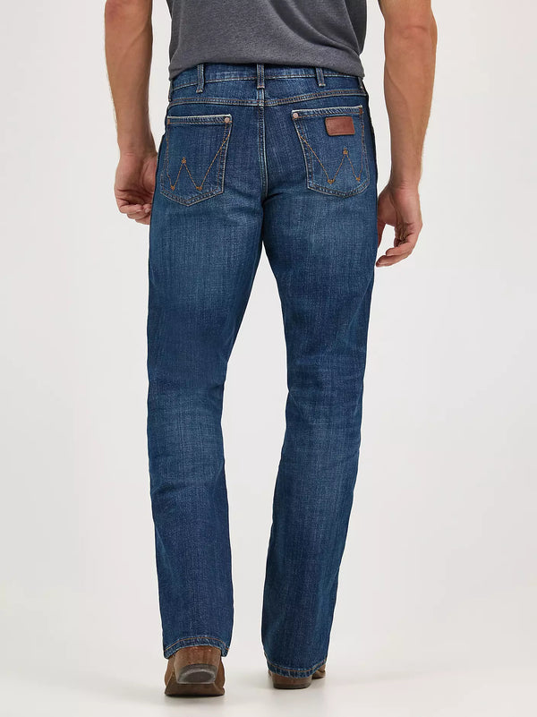 Wrangler Retro Men's Relaxed Bootcut Jean in JH Wash