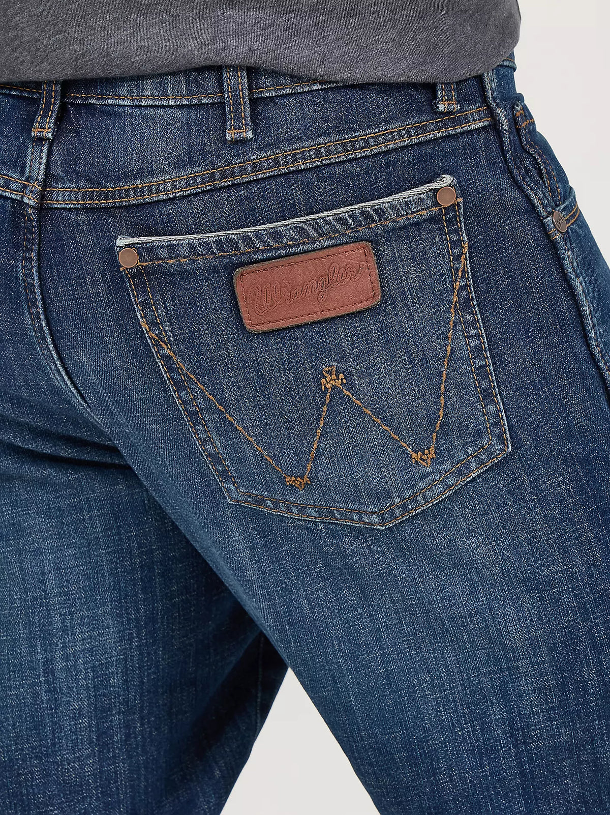Wrangler Retro Men's Relaxed Bootcut Jean in JH Wash