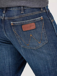 Wrangler Retro Men's Relaxed Bootcut Jean in JH Wash