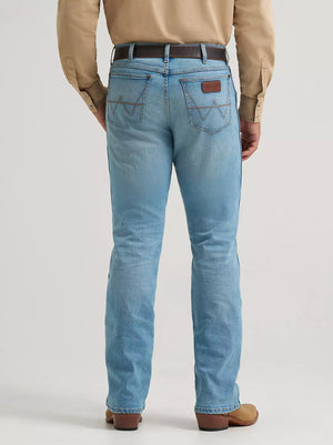 Wrangler Retro Men's Relaxed Bootcut Jean in Fallon