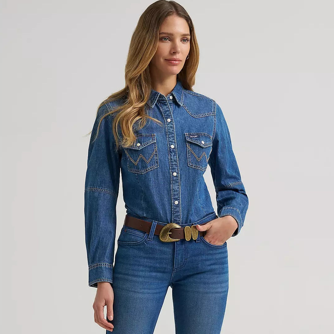 Wrangler Retro® Women's Americana Barrel Sleeve Western Snap Shirt in Denim