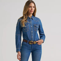 Wrangler Retro® Women's Americana Barrel Sleeve Western Snap Shirt in Denim