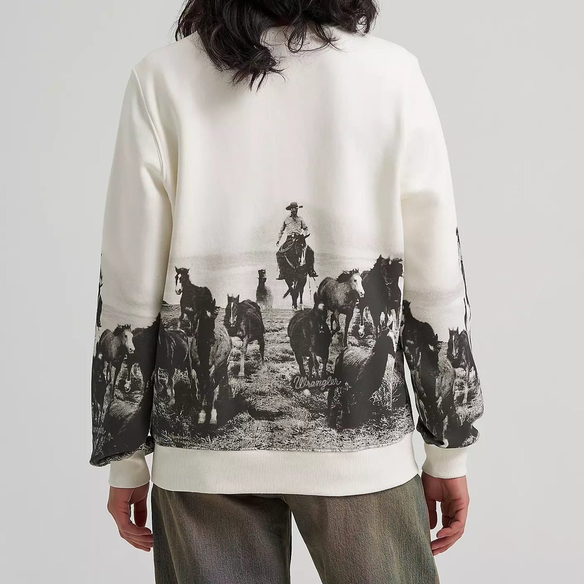 Wrangler Retro® Women's Archival Crew Sweatshirt in Egret