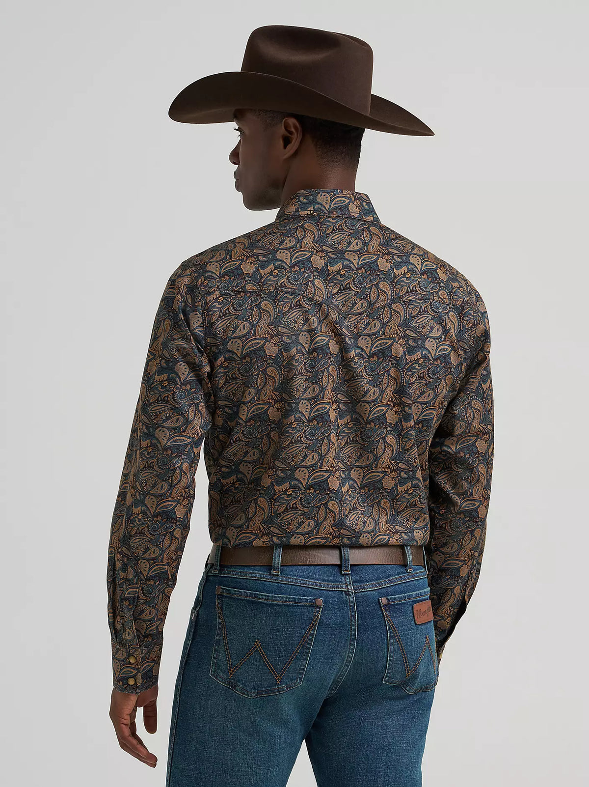 Wrangler Retro® Men's L/S Premium Stripe Western Snap Shirt in Royal Scroll