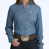 Cinch Women's L/S Chambray Button Down Shirt in Indigo