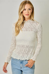 Women's Lettuce Edge Knit Top in Ivory