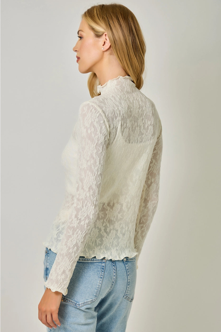 Women's Lettuce Edge Knit Top in Ivory