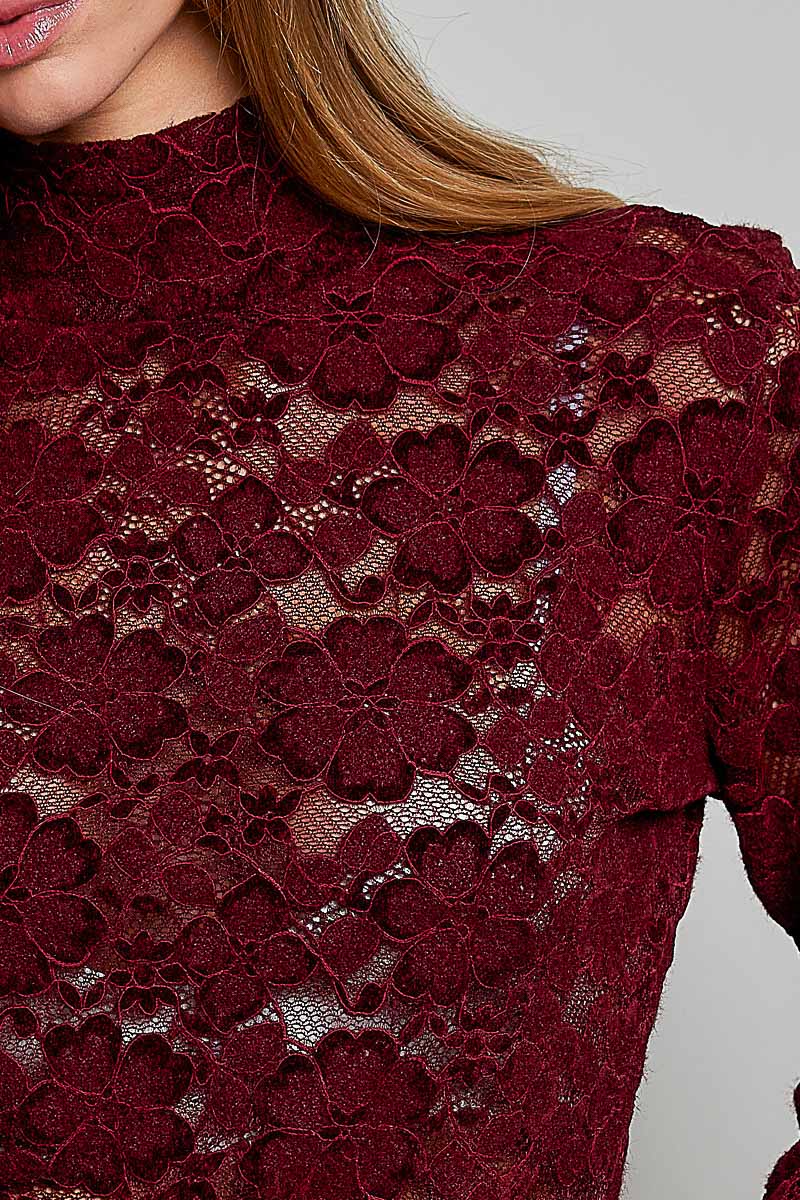 Women's Mock Turtleneck Long Sleeve Top in Wine