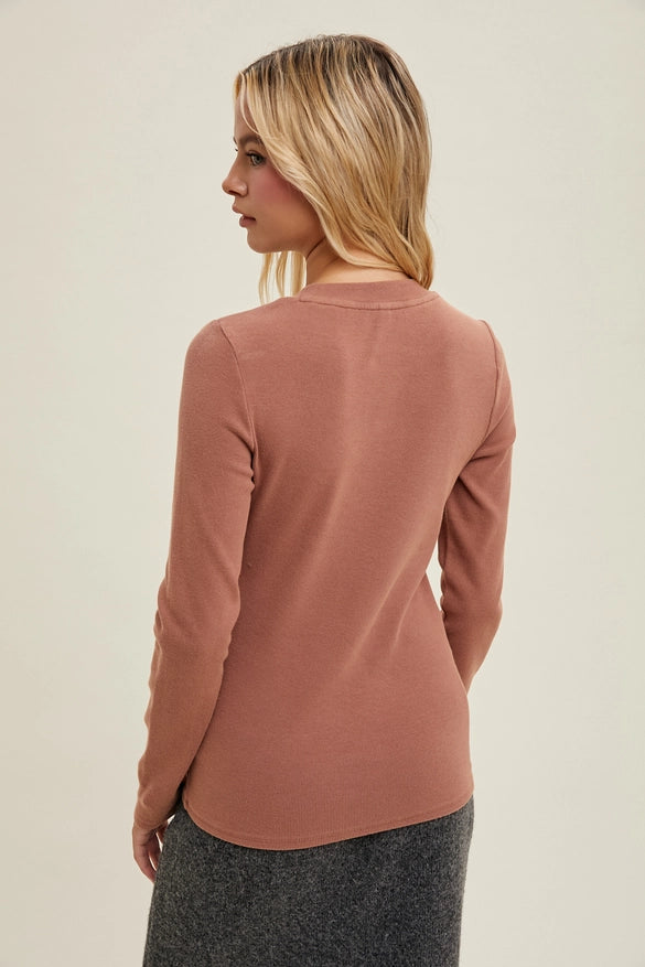 Women's L/S Solid Ribbed Knit Top in Rose