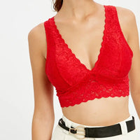 Scalloped Lace V-Neck Bralette in Red