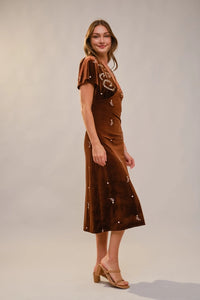 Women's S/S Floral Embroidered Midi Velvet Dress in Brown