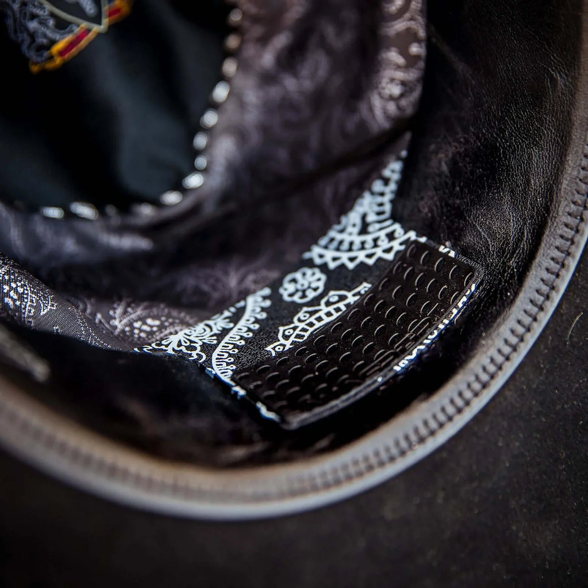 Bandit Hat Cinch