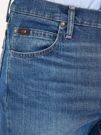 Wrangler 20X Men's Cody Johnson Advanced Comfort 02 Competition Regular Fit Jean in Moonlight