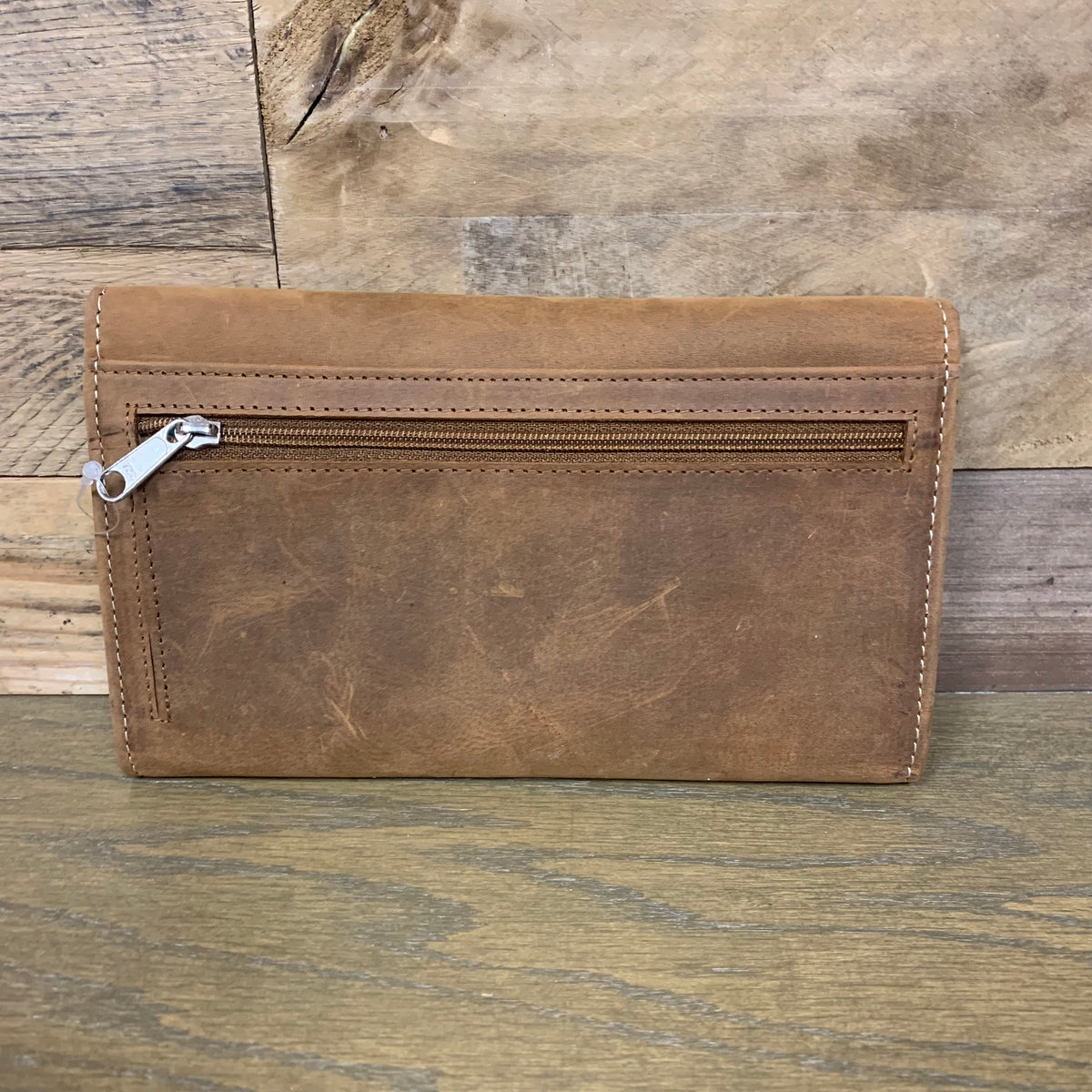 Ariat Women's Lynn Wallet in Medium Brown