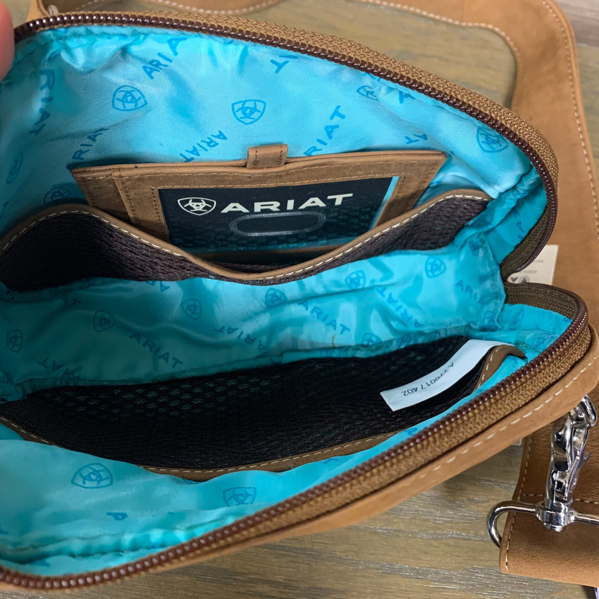 Ariat Women's Gwen Crossbody Belt Bag