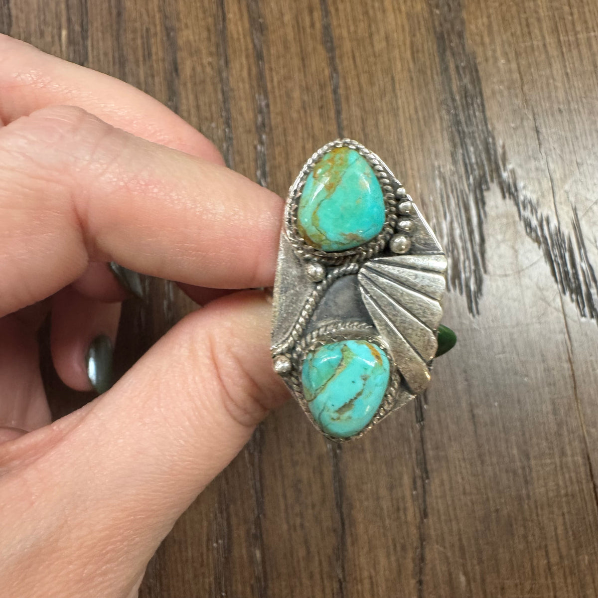 Hada Collection Sterling Silver Kingman Turquoise Ring (Available in Size 7 and 8)