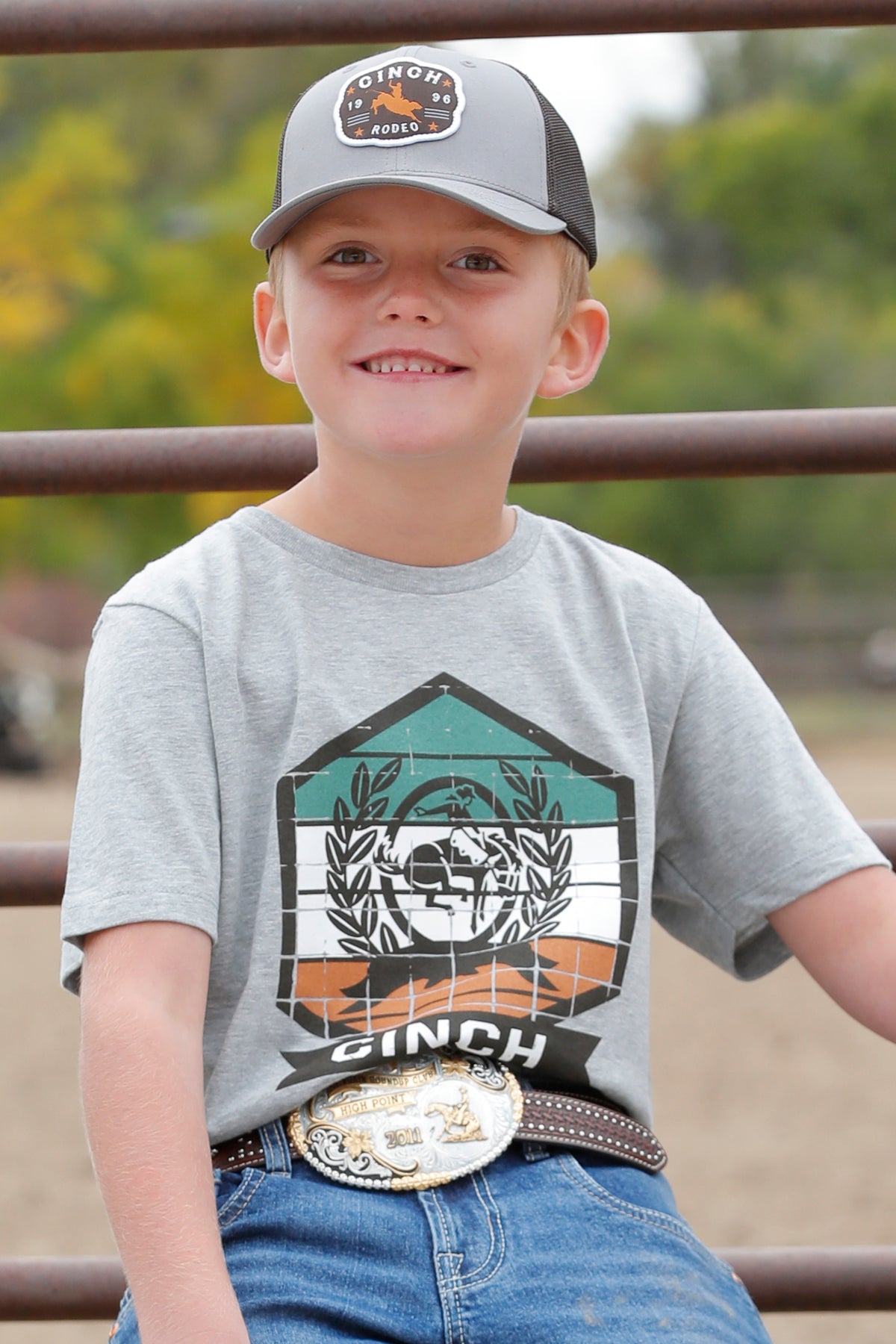 Cinch Boy's Tricolor Graphic Logo T-Shirt in Heather Grey