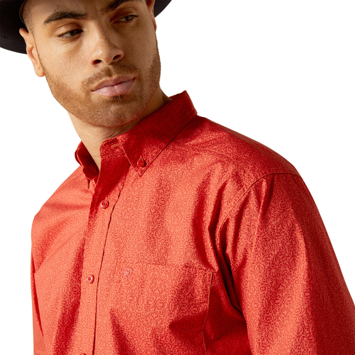 Ariat Men's Russel Long Sleeve Button Down Shirt in Red