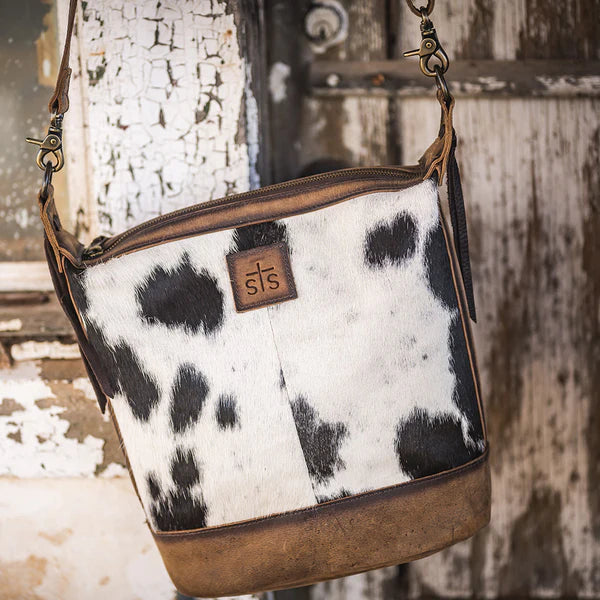 STS Ranchwear Cowhide Mail Bag