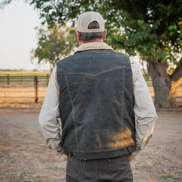 STS Ranchwear Men's Owen Canvas Vest in Olive