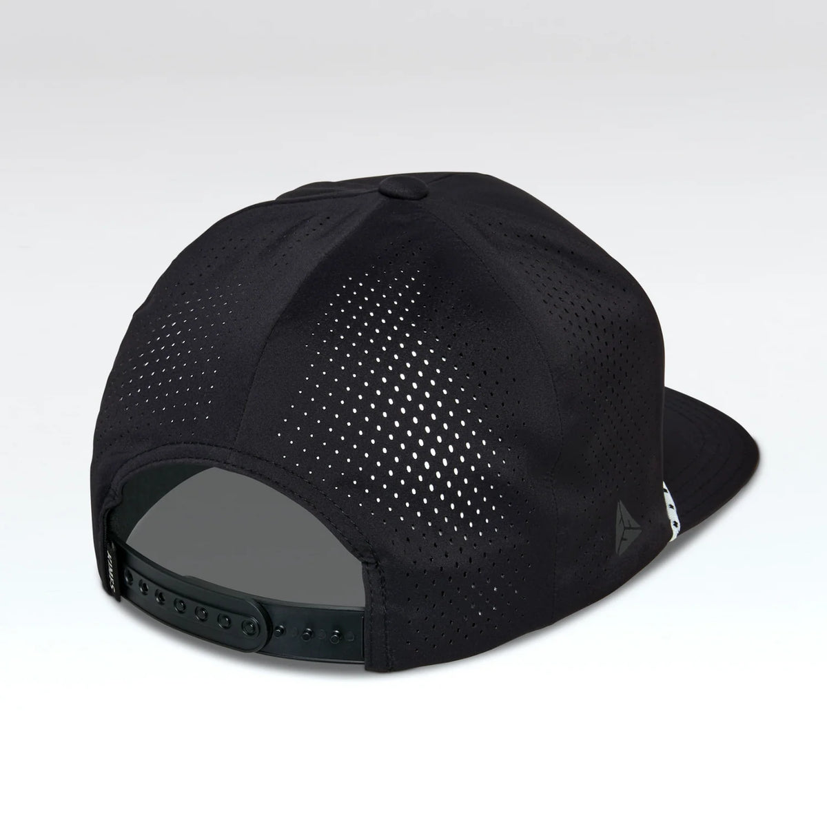 Kimes Ranch Serrano Performance Snapback in Black