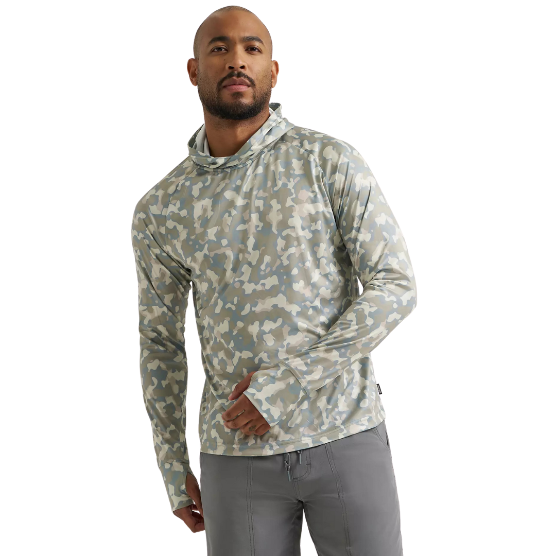 Wrangler ATG Men's Hooded Sun Tee in Camo