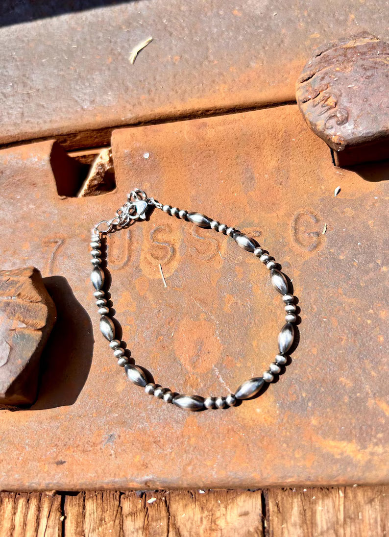 Thunder & Stone Sterling Silver Navajo Inspired Torpedo and Pearl Beaded Bracelet