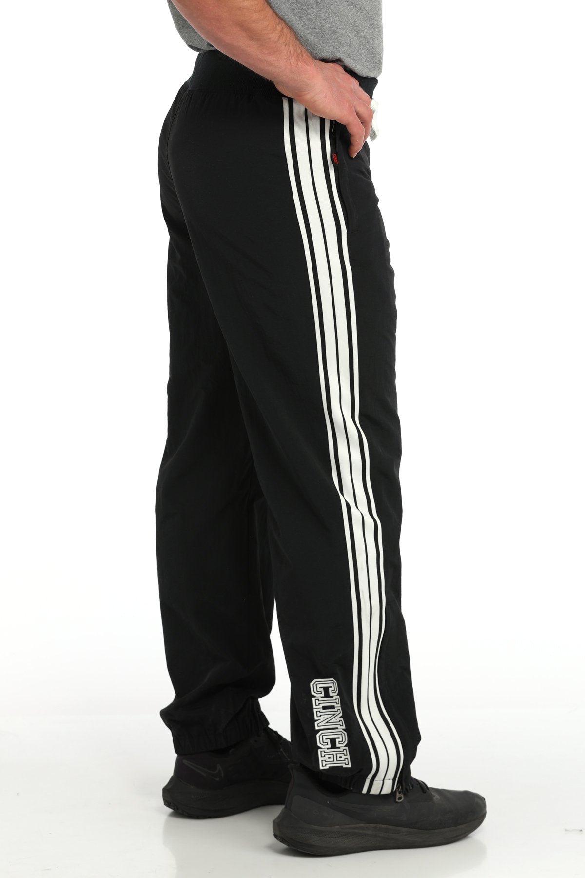 Cinch Men's Nylon Wind Pant in Black