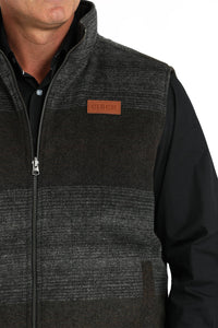 Cinch Men's Reversible Quilted Vest in Black & Charcoal